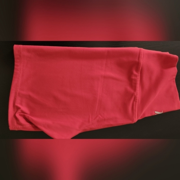 🔥Muscle Nation High Waisted Butter Biker Shorts Athletic Gym Shorts in Red  M - Picture 7 of 8